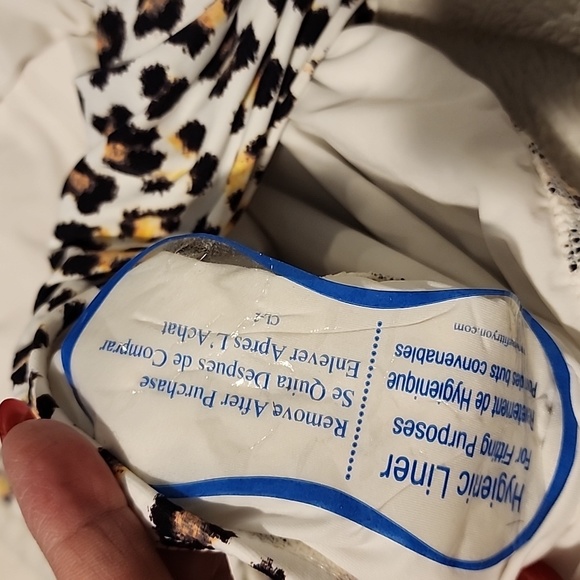 Ann Taylor leopard bathing suit - Picture 4 of 4